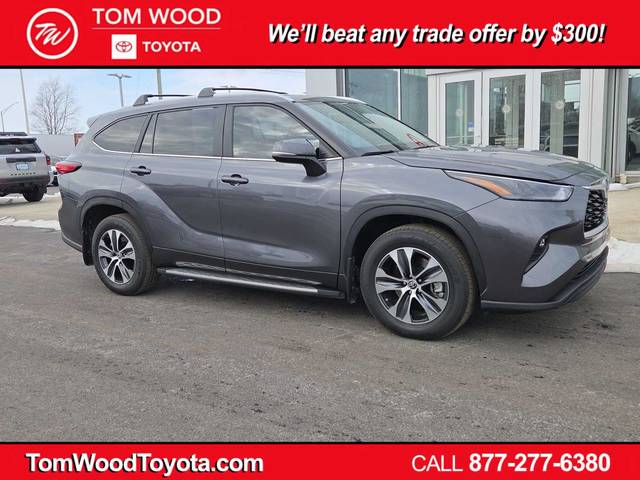 2023 Toyota Highlander Hybrid XLE FWD photo