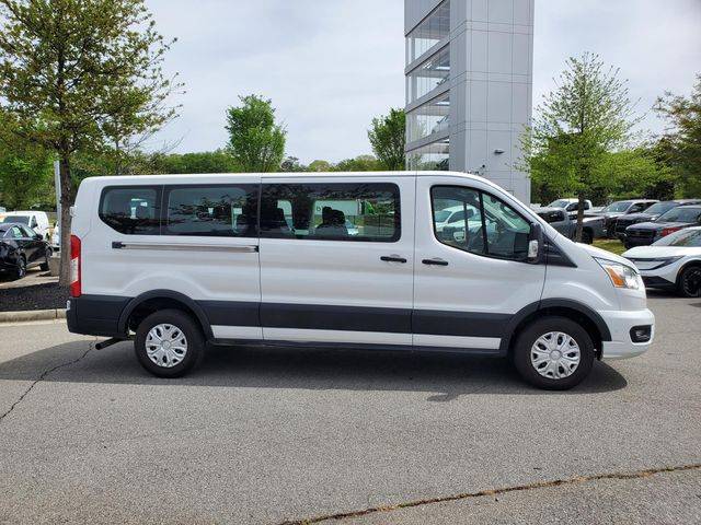 2022 Ford Transit Passenger Wagon XLT RWD photo
