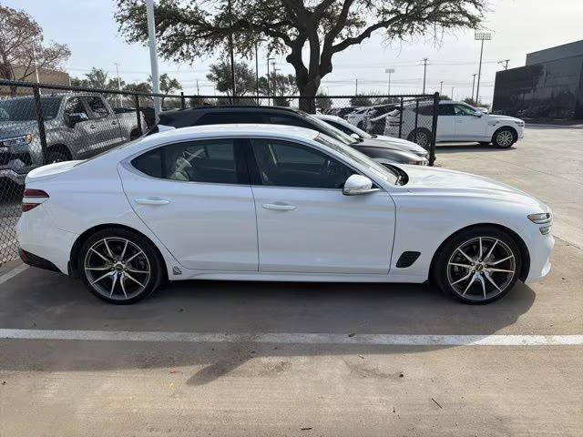 2023 Genesis G70 2.0T RWD photo