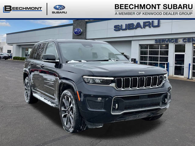 2023 Jeep Grand Cherokee Overland 4WD photo