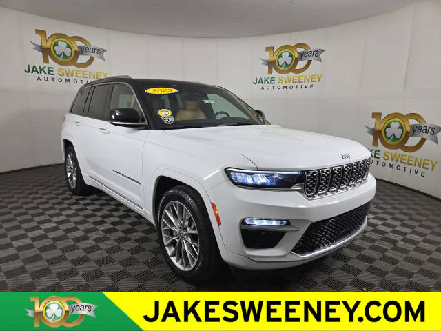 2023 Jeep Grand Cherokee Summit 4WD photo