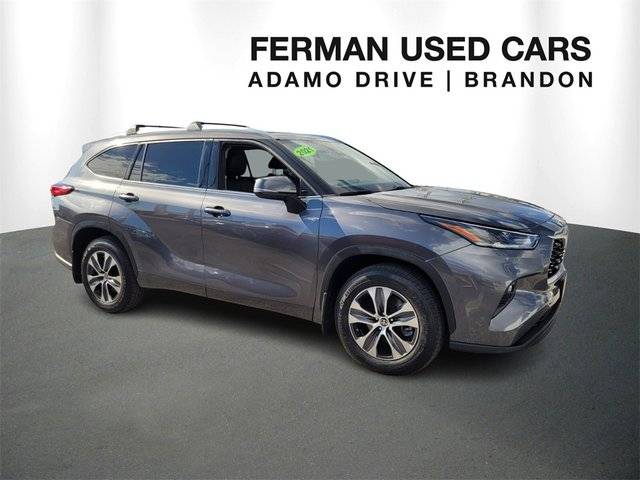 2021 Toyota Highlander XLE AWD photo