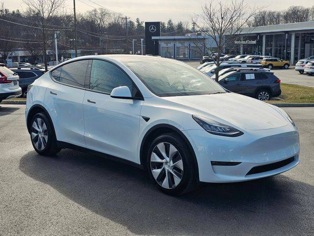 2022 Tesla Model Y Long Range AWD photo