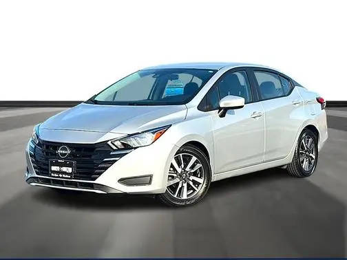 2023 Nissan Versa SV FWD photo
