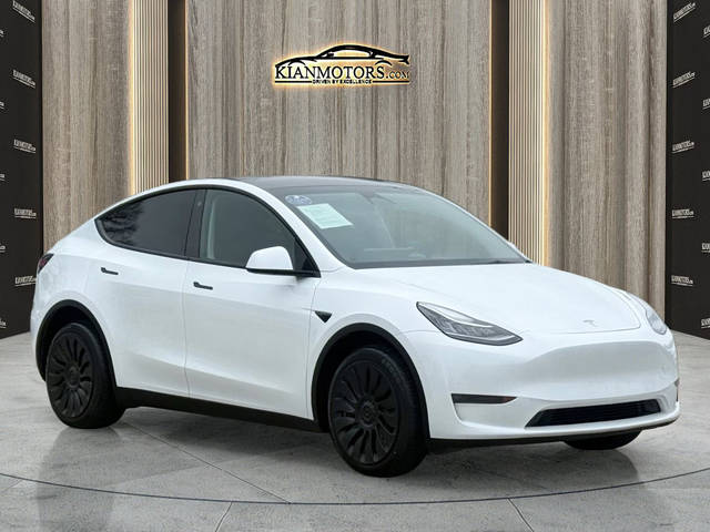 2023 Tesla Model Y Long Range AWD photo