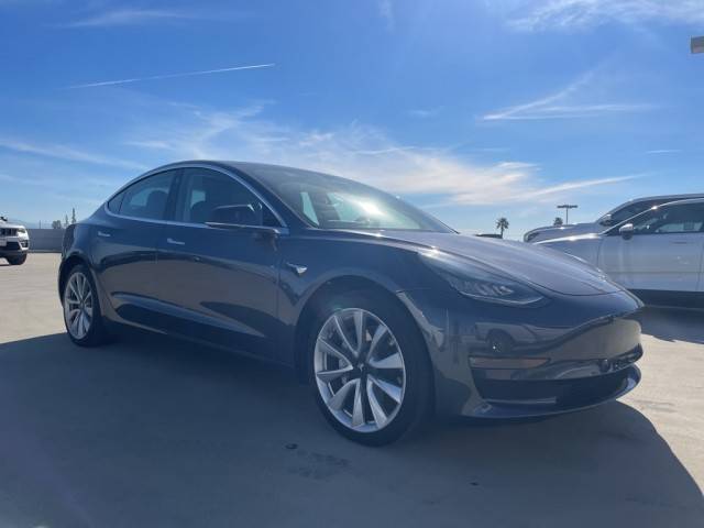 2019 Tesla Model 3 Performance AWD photo