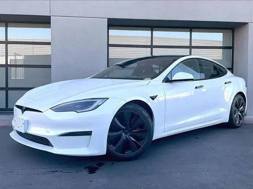 2023 Tesla Model S Plaid AWD photo