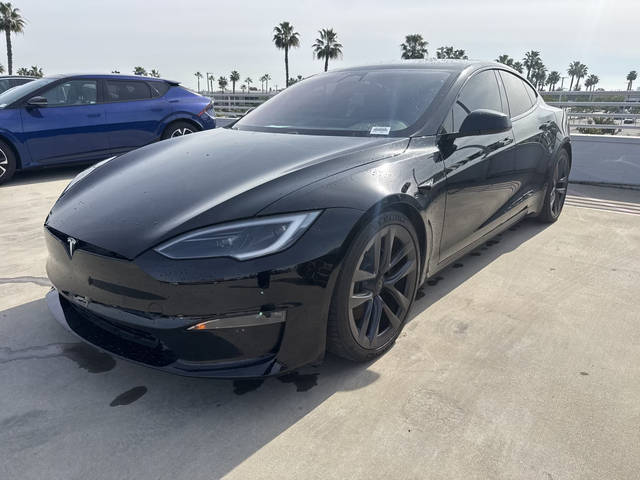 2022 Tesla Model S Plaid AWD photo