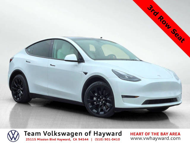 2023 Tesla Model Y Long Range AWD photo