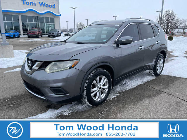 2015 Nissan Rogue SV FWD photo