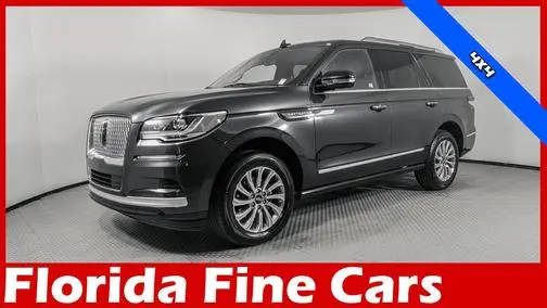 2023 Lincoln Navigator Standard 4WD photo