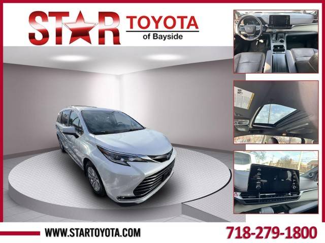 2022 Toyota Sienna Platinum AWD photo