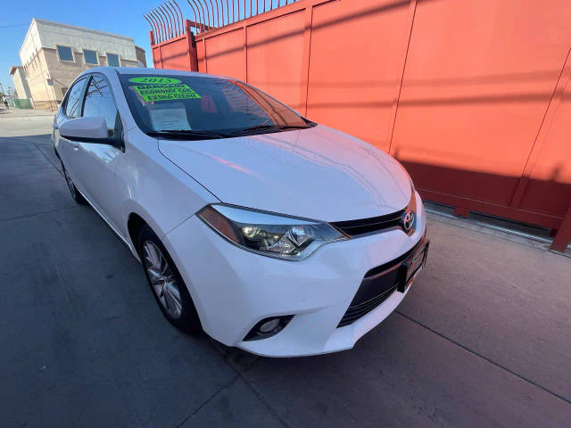 2015 Toyota Corolla LE Plus FWD photo