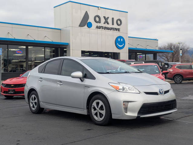 2015 Toyota Prius Four FWD photo