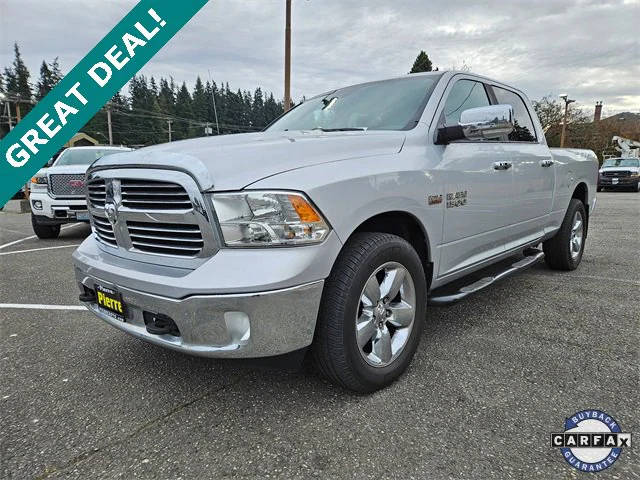 2015 Ram 1500 SLT 4WD photo