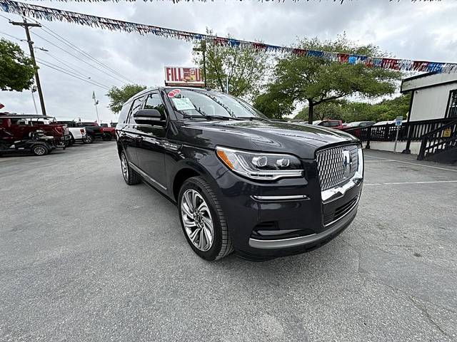 2023 Lincoln Navigator Reserve 4WD photo