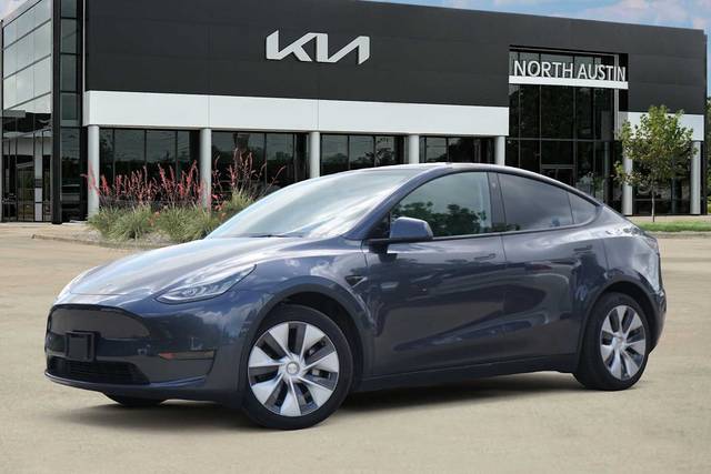 2022 Tesla Model Y Long Range AWD photo