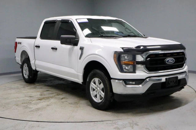 2023 Ford  XLT 4WD photo