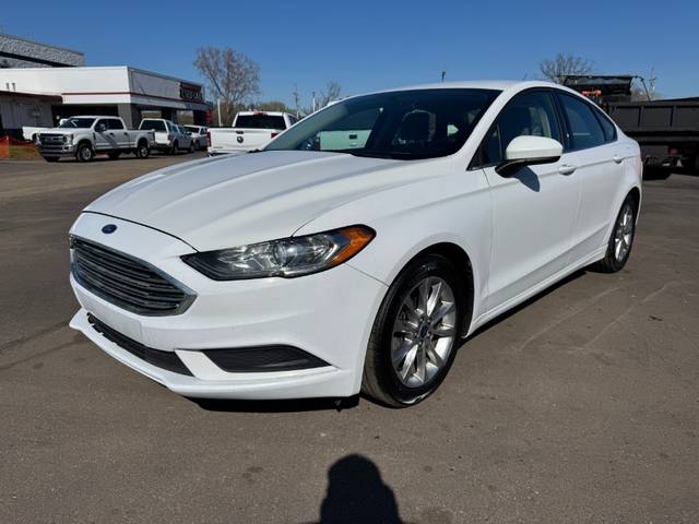 2017 Ford Fusion SE FWD photo