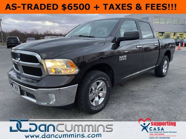 2017 Ram 1500 SLT 4WD photo