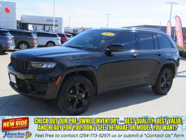 2023 Jeep Grand Cherokee Altitude 4WD photo