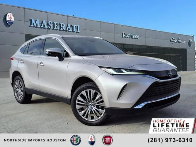 2022 Toyota Venza XLE AWD photo