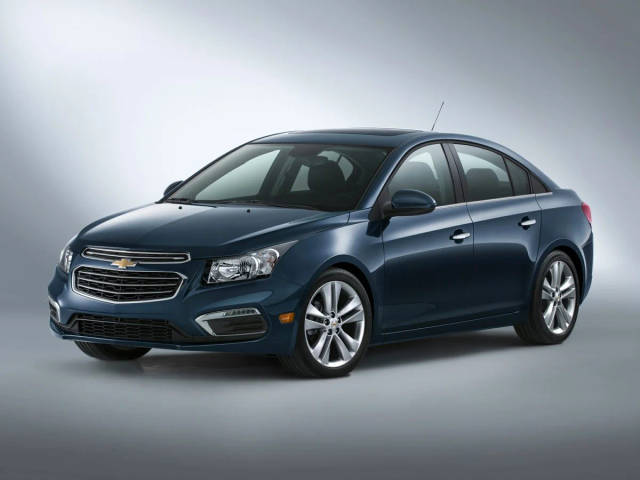 2015 Chevrolet Cruze LS FWD photo