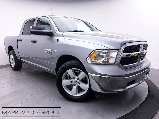 2023 Ram 1500 SLT 4WD photo