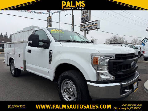 2022 Ford F-350 Super Duty XLT RWD photo
