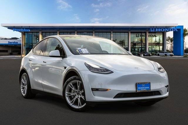 2020 Tesla Model Y Long Range AWD photo