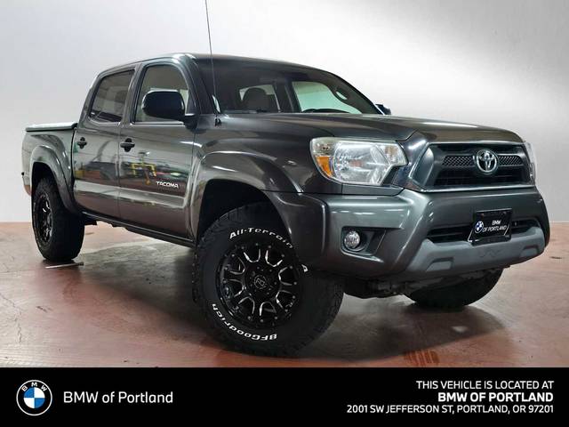 2015 Toyota Tacoma  4WD photo