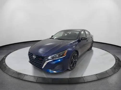 2023 Nissan Altima 2.5 SR FWD photo