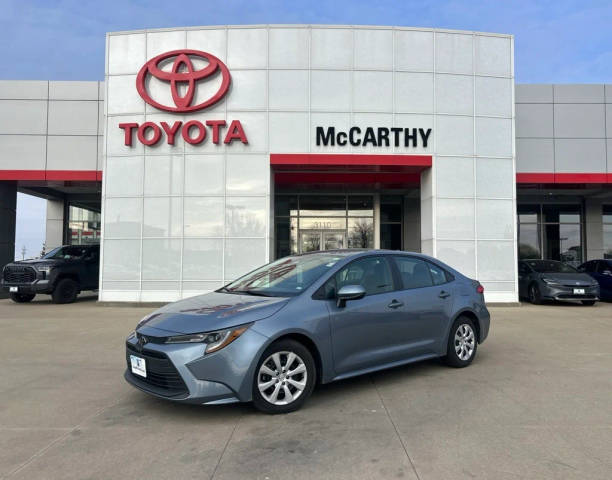 2023 Toyota Corolla LE FWD photo