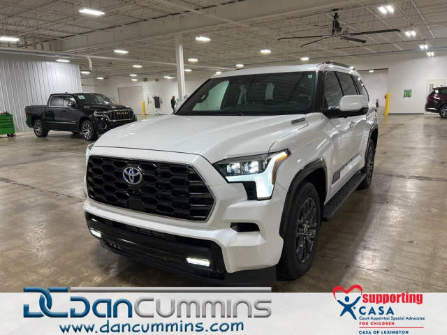 2023 Toyota Sequoia SR5 4WD photo