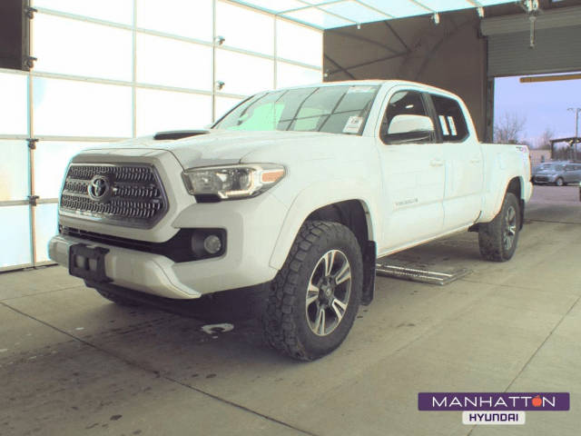 2017 Toyota Tacoma TRD Sport 4WD photo