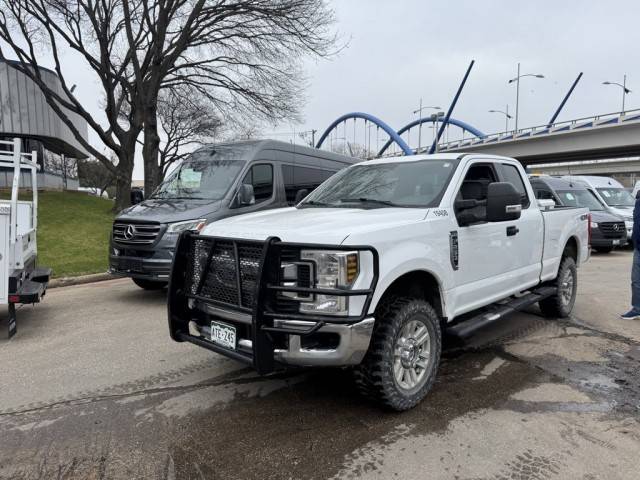 2019 Ford F-250 Super Duty XL 4WD photo