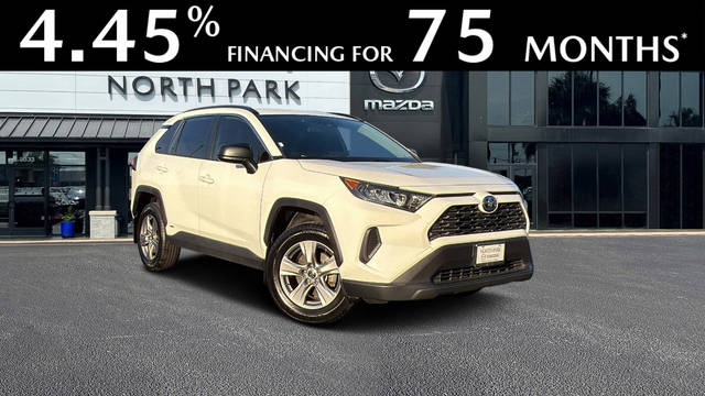 2022 Toyota RAV4 Hybrid LE AWD photo