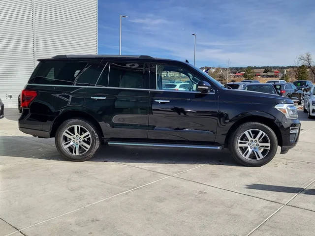 2022 Ford Expedition Limited 4WD photo