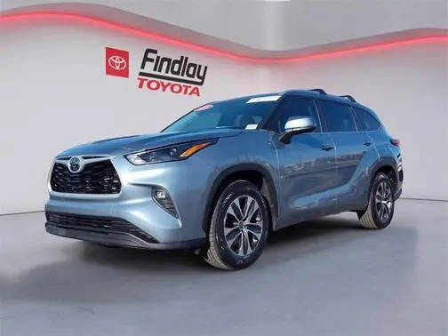 2023 Toyota Highlander XLE FWD photo