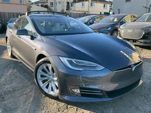 2019 Tesla Model S Long Range AWD photo