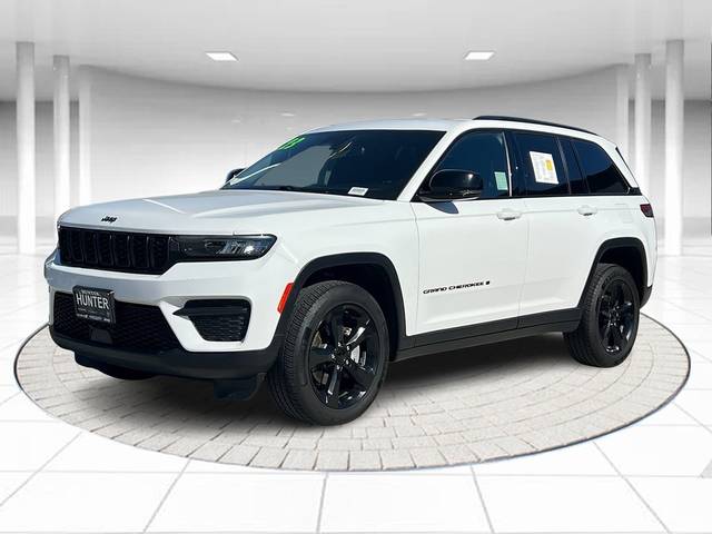 2023 Jeep Grand Cherokee Altitude 4WD photo