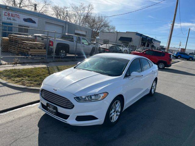 2016 Ford Fusion SE FWD photo