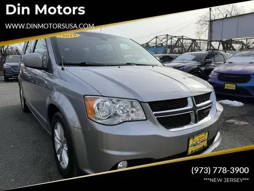 2019 Dodge Grand Caravan SXT FWD photo