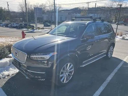 2016 Volvo XC90 T6 Inscription AWD photo