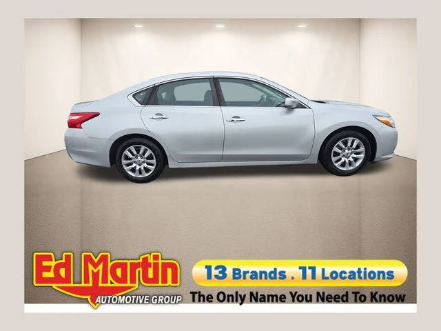 2016 Nissan Altima 2.5 S FWD photo