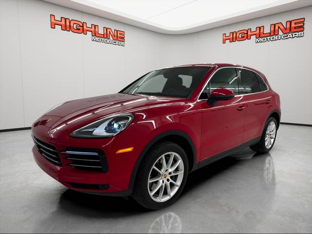 2022 Porsche Cayenne  AWD photo