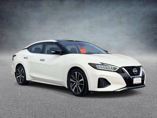 2023 Nissan  SL FWD photo