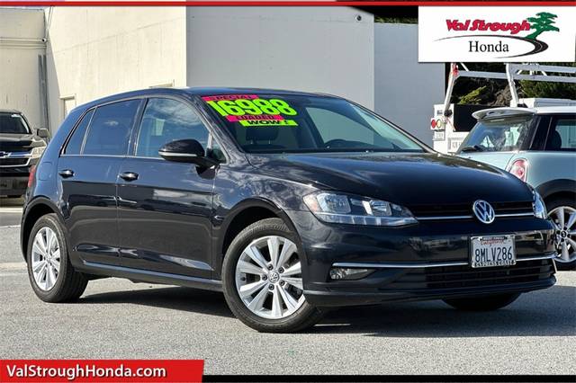 2019 Volkswagen Golf SE FWD photo