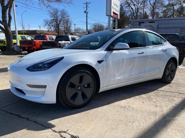 2022 Tesla Model 3  RWD photo