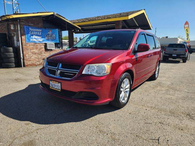 2016 Dodge Grand Caravan SXT FWD photo